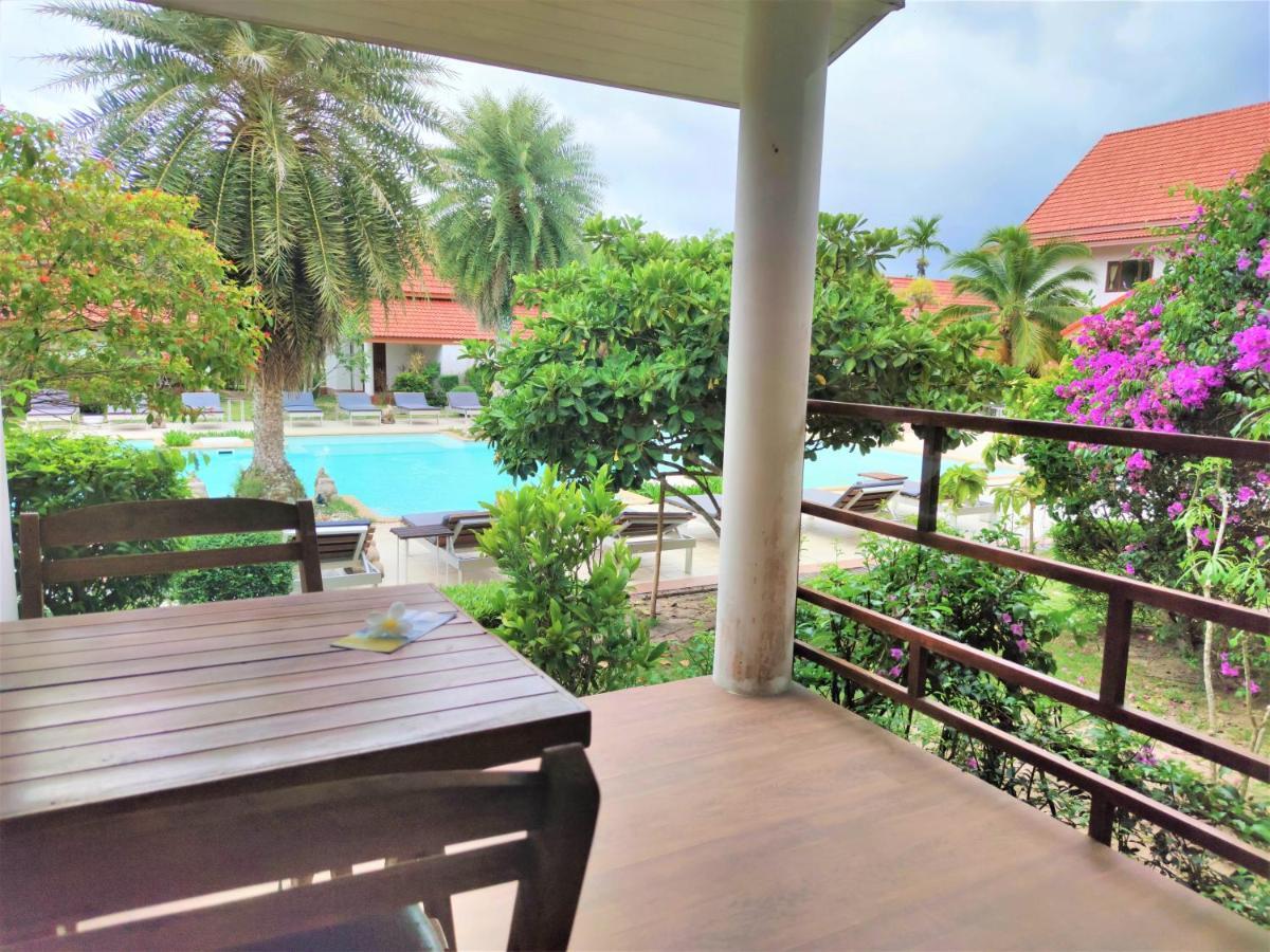 Armonia Village resort y Spa Chumphon Exterior foto