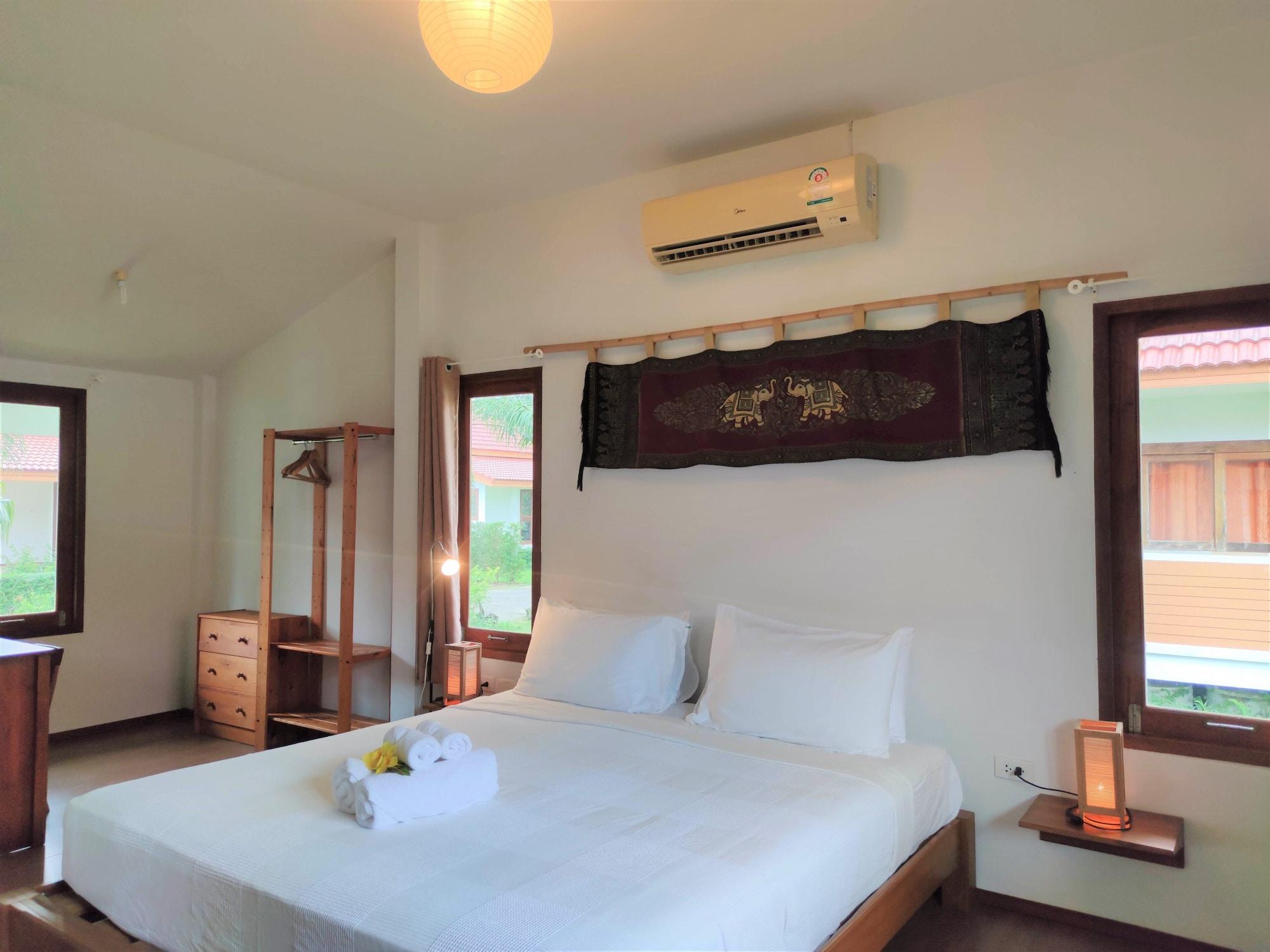 Armonia Village resort y Spa Chumphon Exterior foto