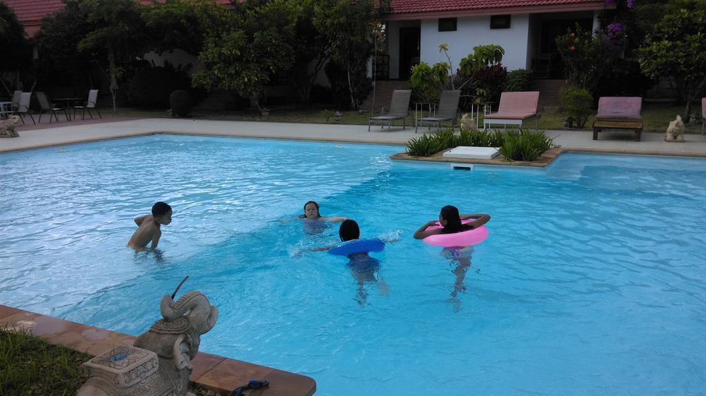 Armonia Village resort y Spa Chumphon Exterior foto