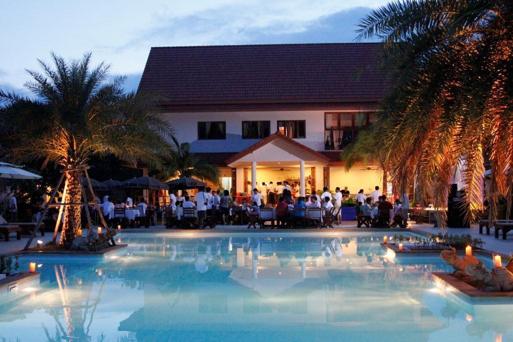 Armonia Village resort y Spa Chumphon Exterior foto